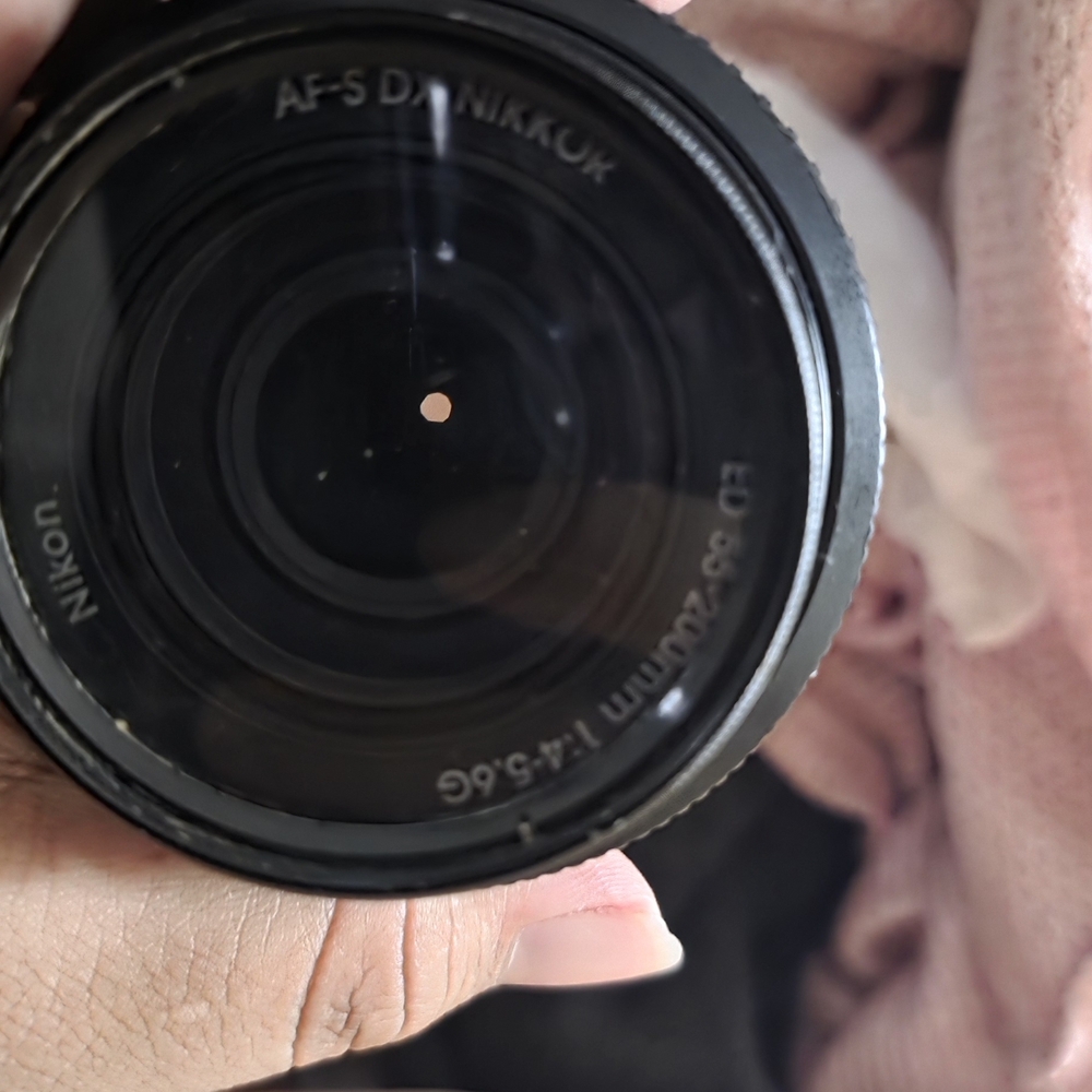 Nikon Zoom-NIKKOR 55-200mm f/4.0-5.6 DX G SWM AF-S VR IF Nikon Black Camera Lens